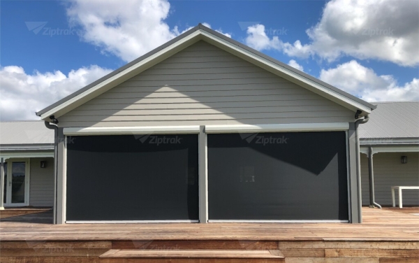 Ziptrack outdoor blind